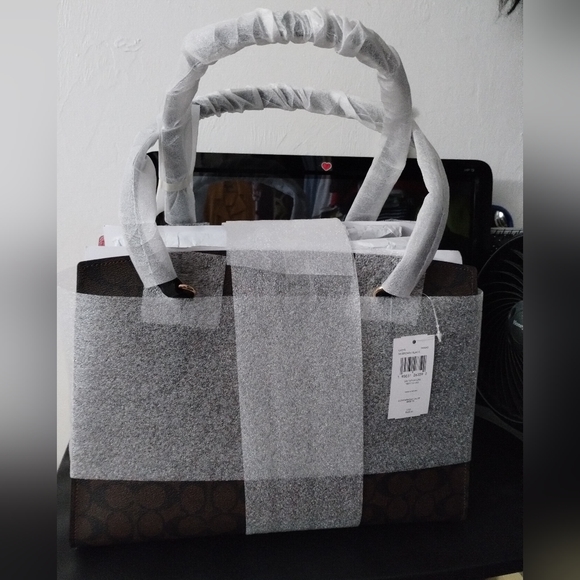 Coach Tatum Carryall In Signature Canvas - Picture 8 of 14